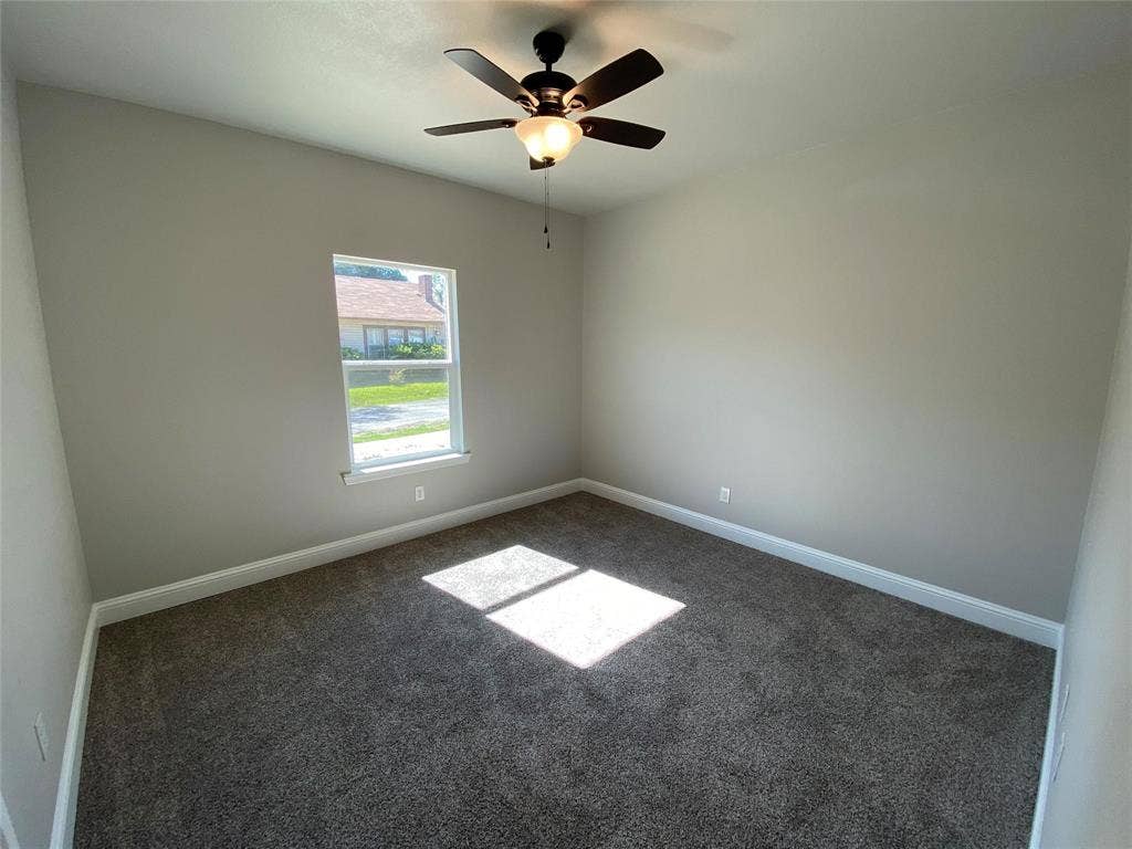 2221 Langford Street, Greenville, TX 75401