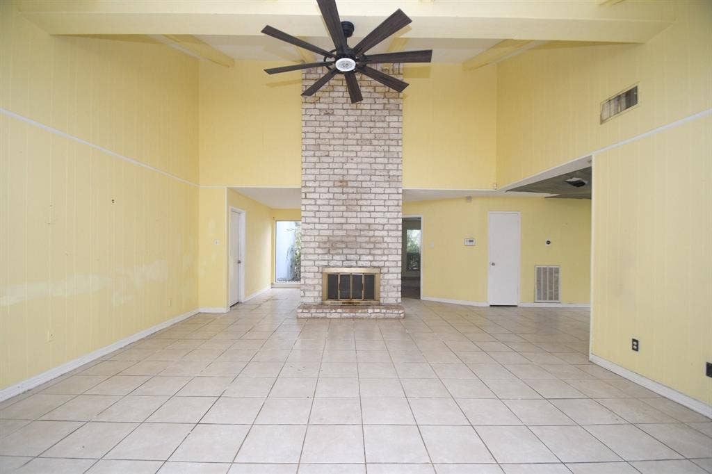 11111 Sageknight Drive, Houston, TX 77089