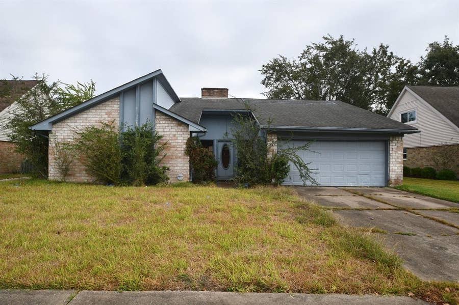 Property photo for 11111 Sageknight Drive, Houston, TX
