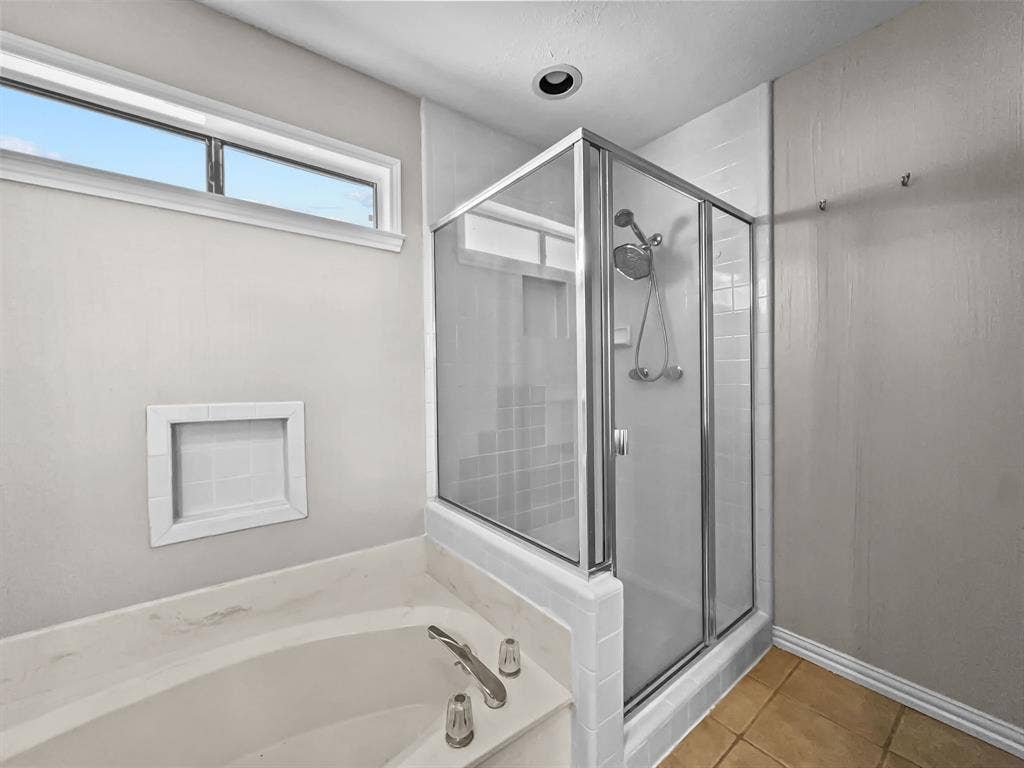 5100 Verde Valley Lane, #277, Dallas, TX 75254 5100 Verde Valley Lane, #277, Dallas, TX 75254