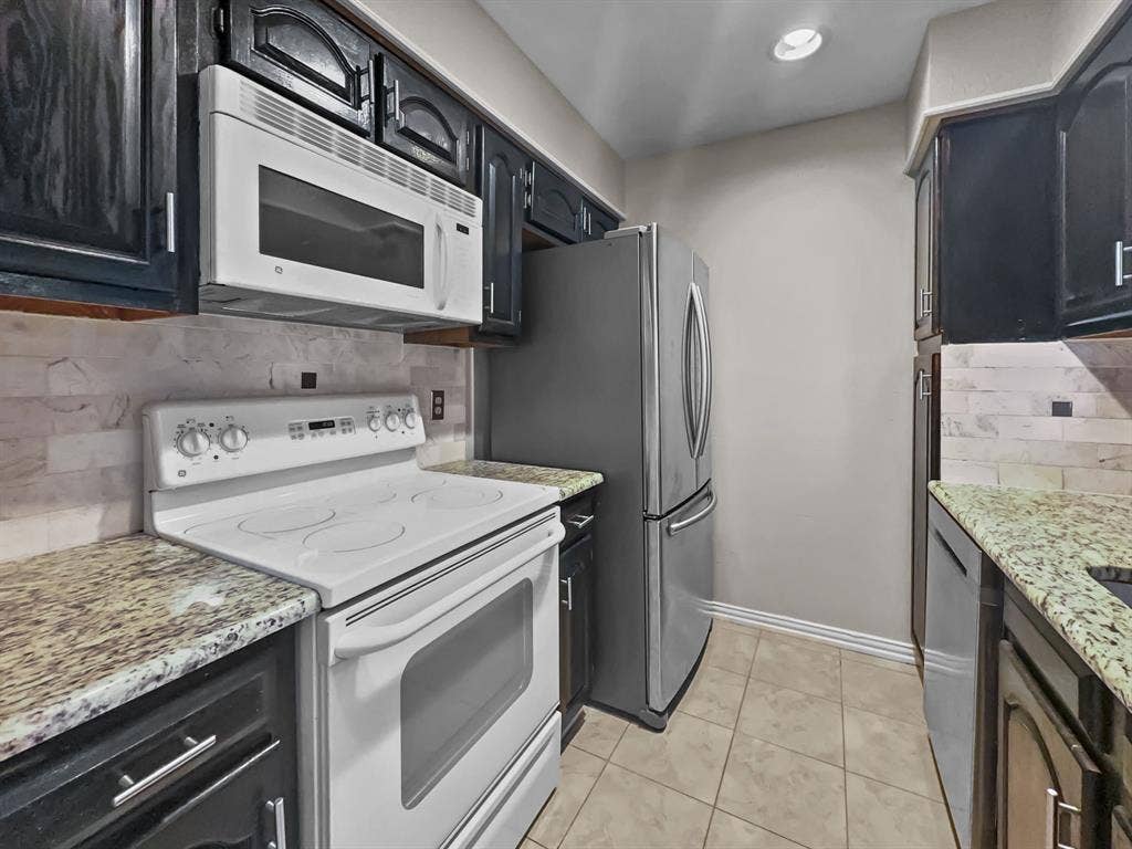 5100 Verde Valley Lane, #277, Dallas, TX 75254 5100 Verde Valley Lane, #277, Dallas, TX 75254