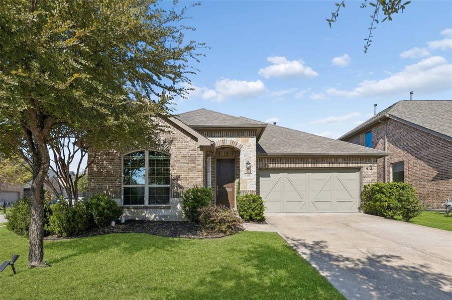 Property photo for 15501 Governors Island Way, Prosper, TX