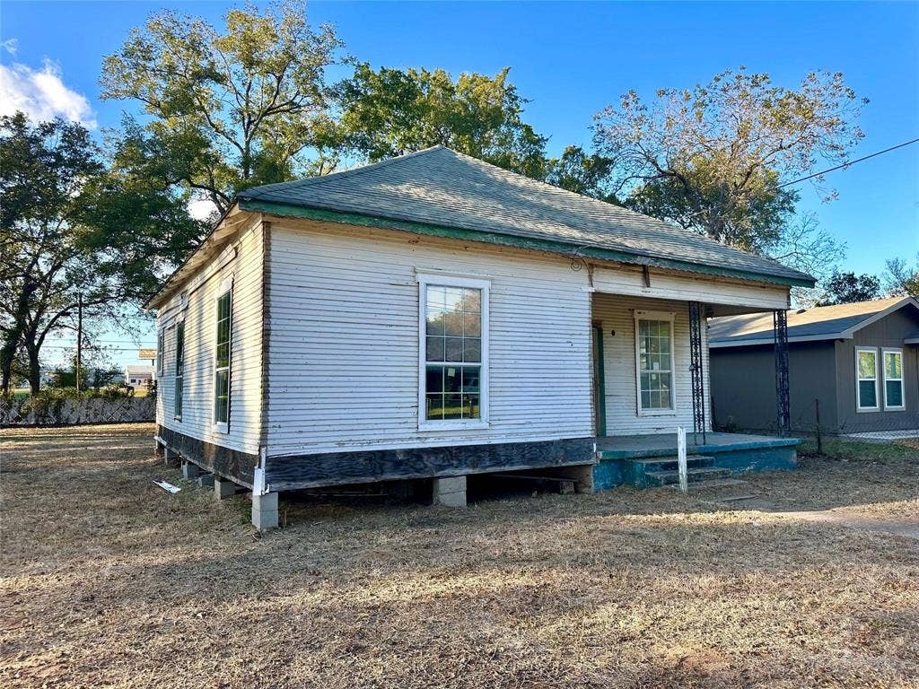 1000 & 1002 E Calhoun Avenue, Waco, TX 76704