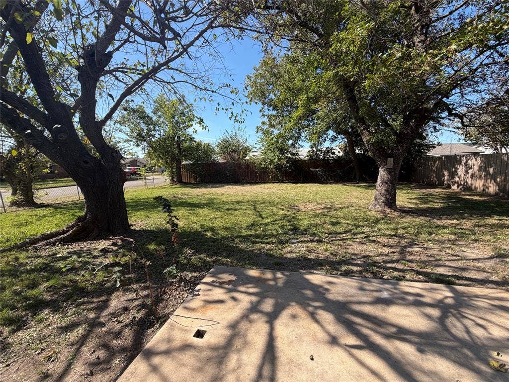 6728 Wren Drive, Greenville, TX 75402 6728 Wren Drive, Greenville, TX 75402