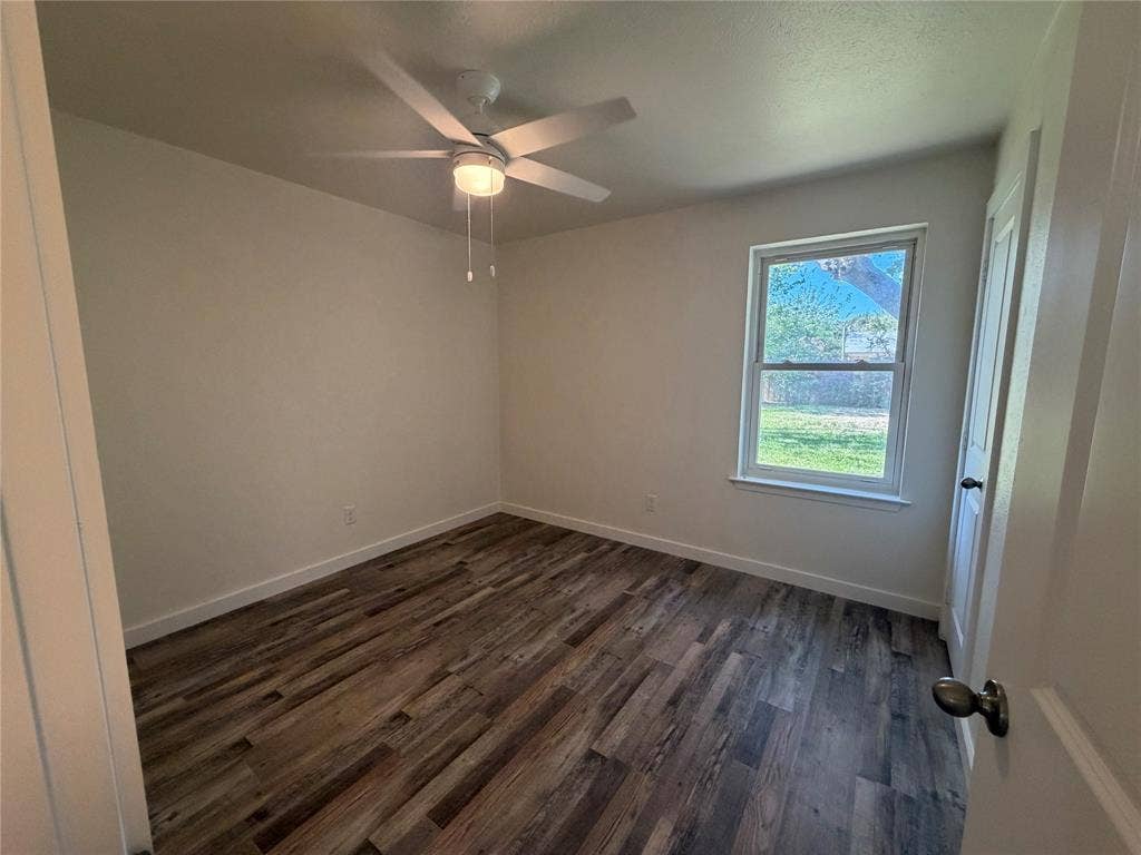 6728 Wren Drive, Greenville, TX 75402 6728 Wren Drive, Greenville, TX 75402