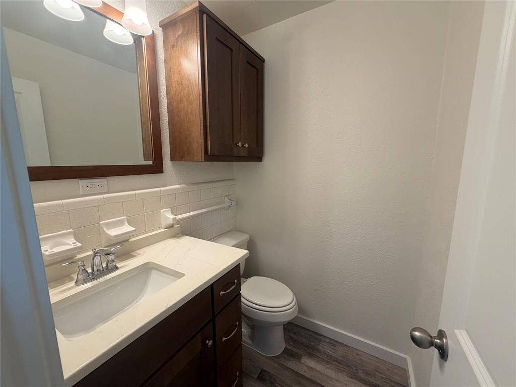 6728 Wren Drive, Greenville, TX 75402 6728 Wren Drive, Greenville, TX 75402