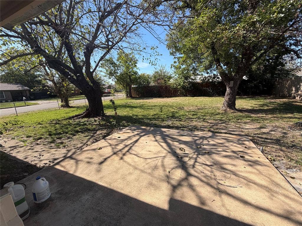 6728 Wren Drive, Greenville, TX 75402 6728 Wren Drive, Greenville, TX 75402