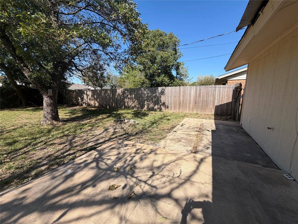 6728 Wren Drive, Greenville, TX 75402 6728 Wren Drive, Greenville, TX 75402