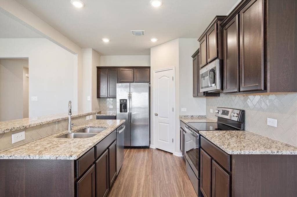 1427 Shadow Hill Lane, Temple, TX 76502