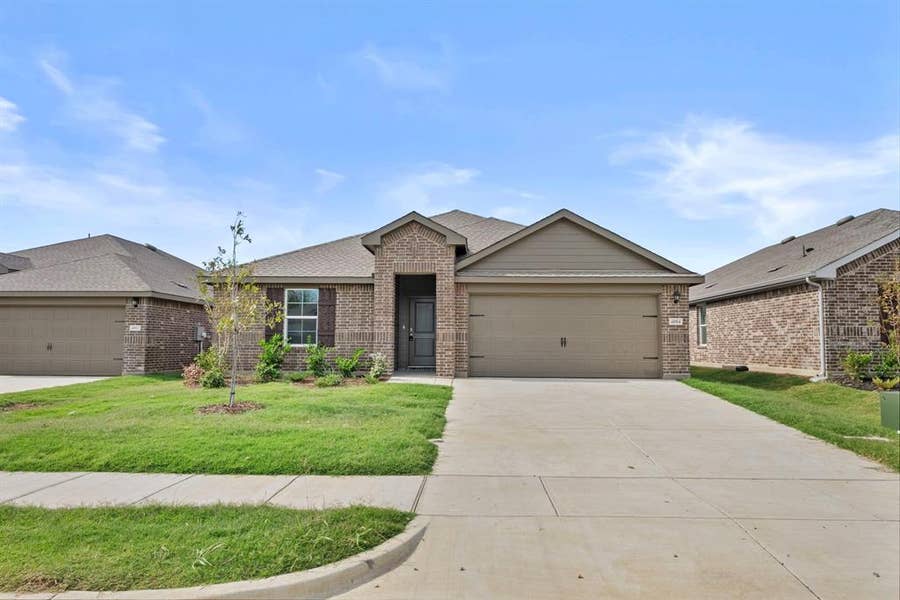 Property photo for 4004 Thistle Hill, Denton, TX
