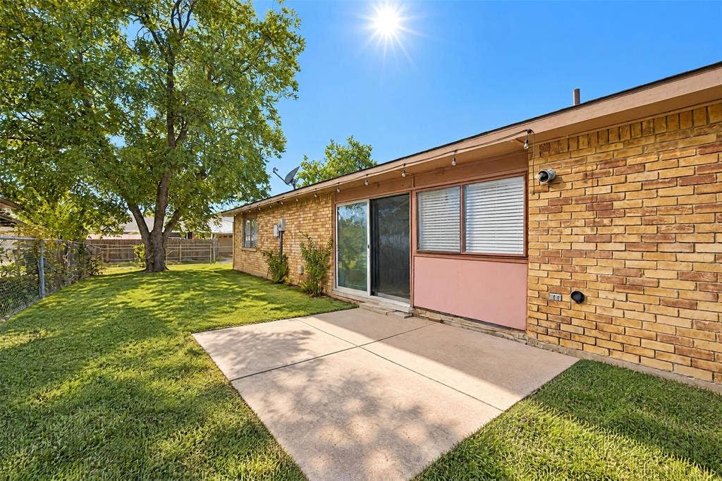 3205 Galaxie Drive, Garland, TX 75044 3205 Galaxie Drive, Garland, TX 75044