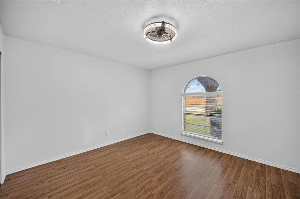 3205 Galaxie Drive, Garland, TX 75044 3205 Galaxie Drive, Garland, TX 75044