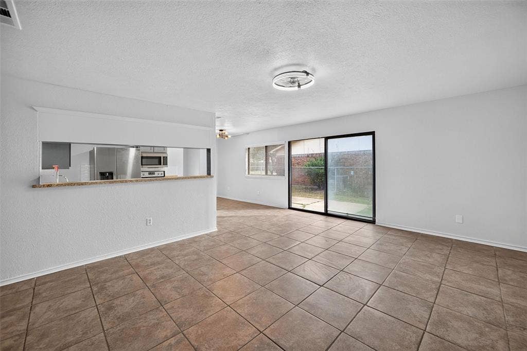 3205 Galaxie Drive, Garland, TX 75044 3205 Galaxie Drive, Garland, TX 75044