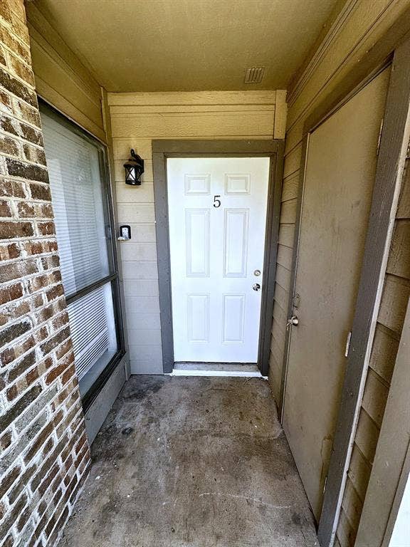 Property photo for 1600 Pecan Chase Circle, #5, Arlington, TX