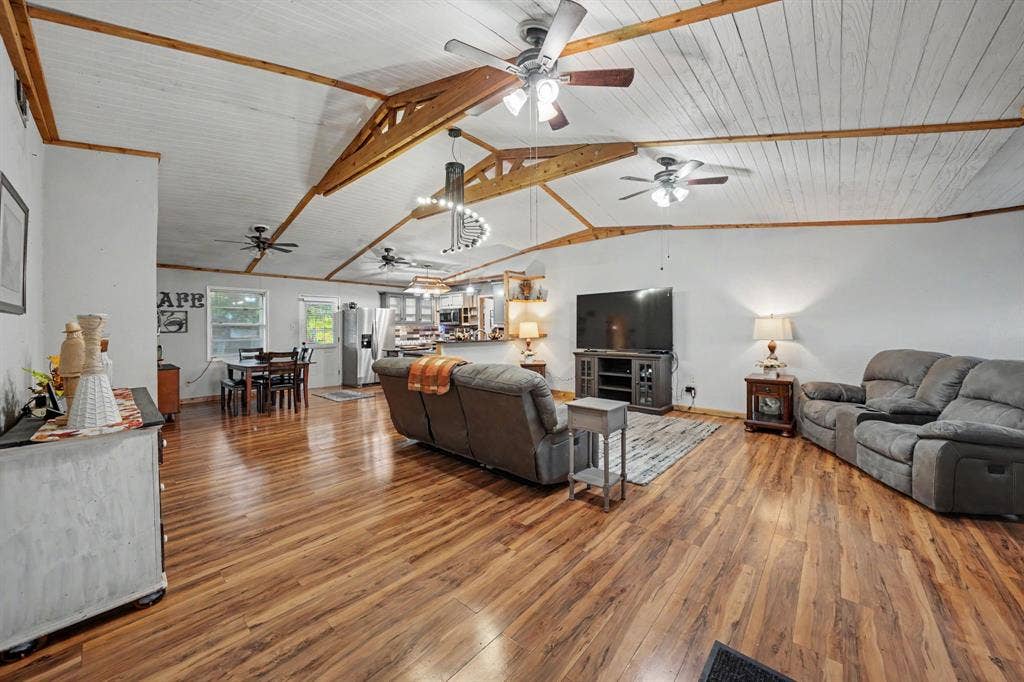 2415 Fannin Street, Greenville, TX 75401 2415 Fannin Street, Greenville, TX 75401