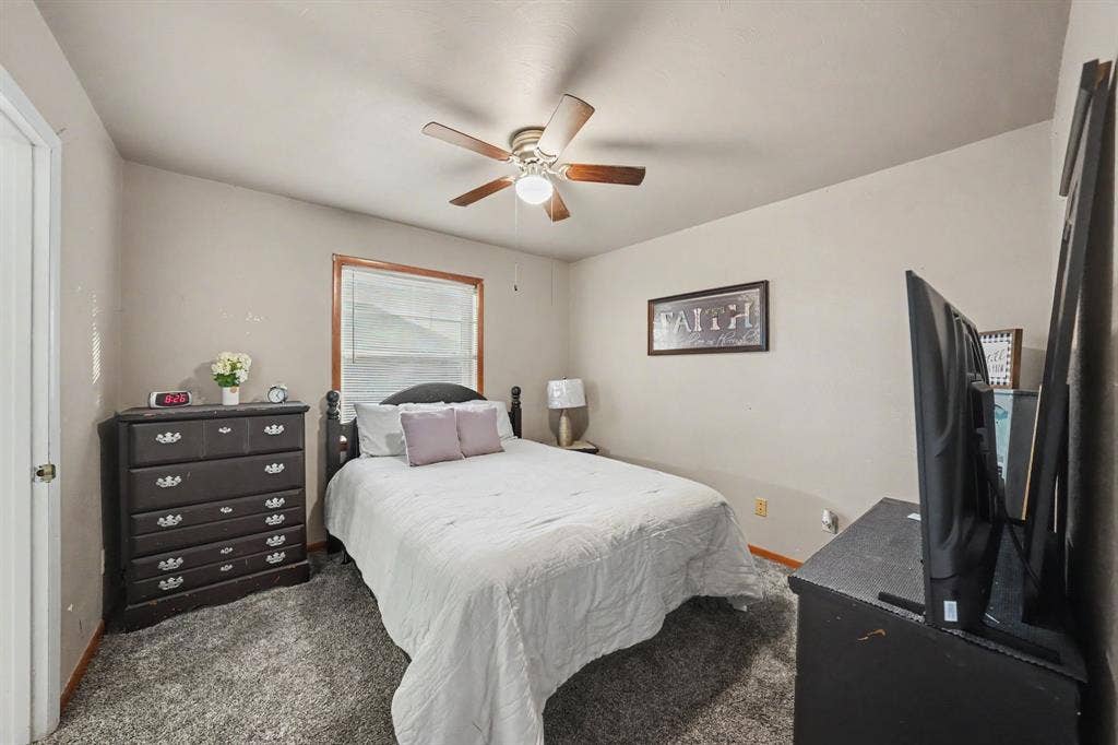 2415 Fannin Street, Greenville, TX 75401 2415 Fannin Street, Greenville, TX 75401