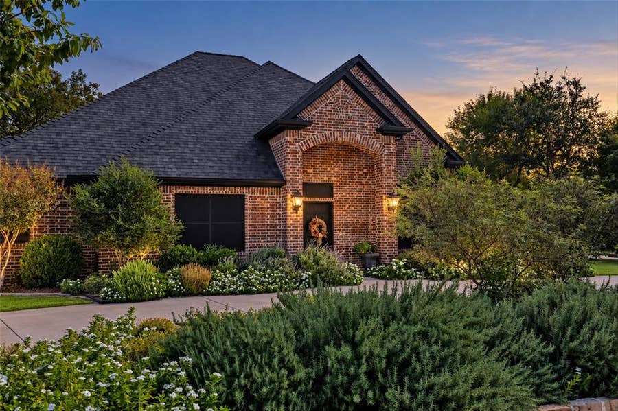 Property photo for 6409 Inverness Road, Granbury, TX