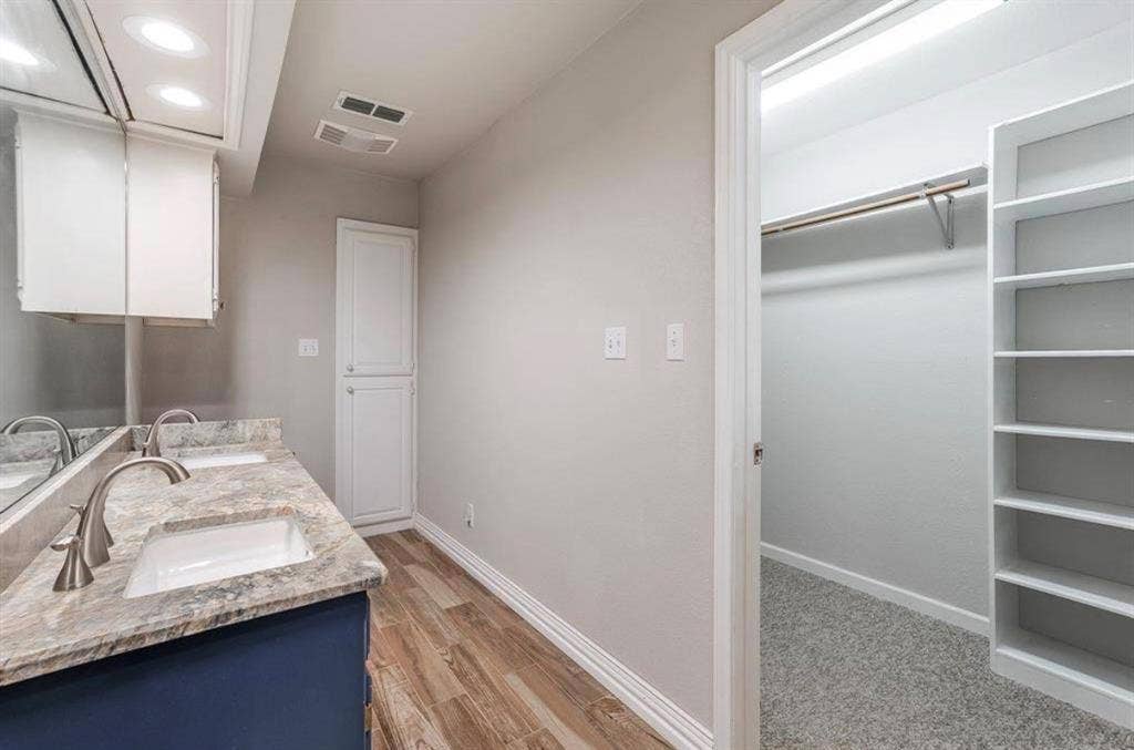 3906 Cimmaron Trail, De Cordova, TX 76049