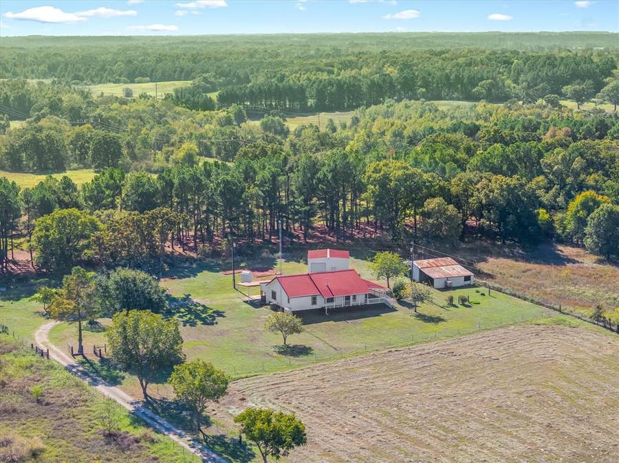 Property photo for 1122 Vz County Road 1219, Grand Saline, TX
