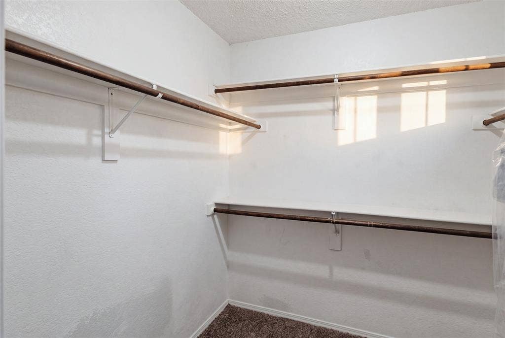 2710 Kingswood Drive, Garland, TX 75040 2710 Kingswood Drive, Garland, TX 75040