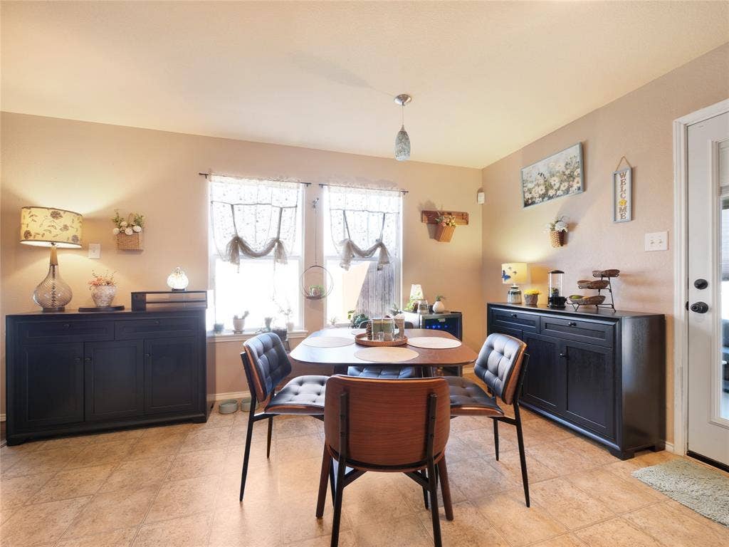 318 Laurel Lane, Fate, TX 75087