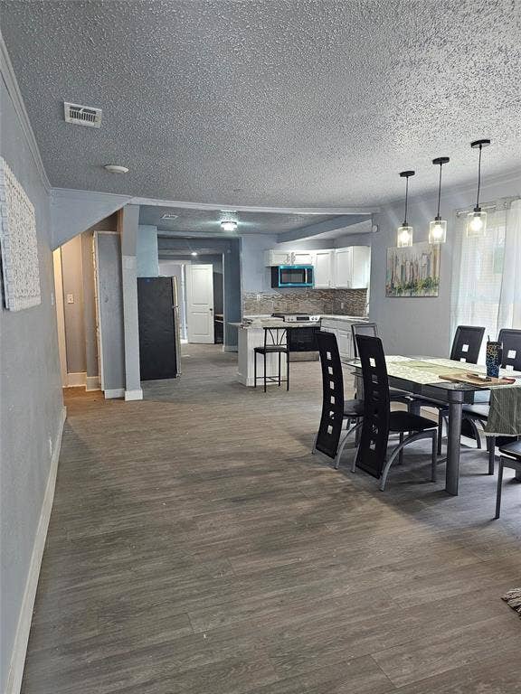 2251 Harding Street, Dallas, TX 75215 2251 Harding Street, Dallas, TX 75215