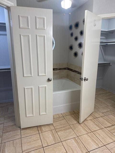141 S Beltwoods Drive, DeSoto, TX 75115 141 S Beltwoods Drive, DeSoto, TX 75115