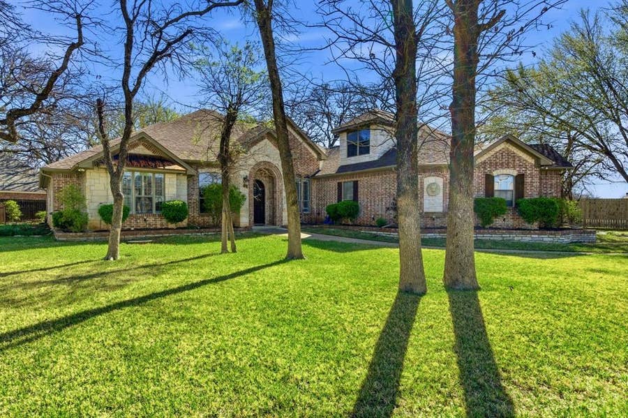 Property photo for 3714 Cove Timber Avenue, Granbury, TX
