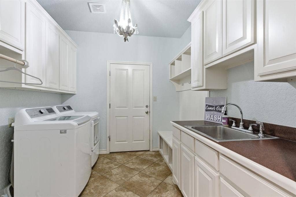 3714 Cove Timber Avenue, Granbury, TX 76049 3714 Cove Timber Avenue, Granbury, TX 76049