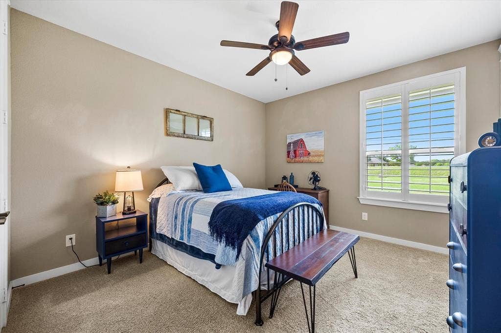 331 Mcclendon Road, Lavon, TX 75166