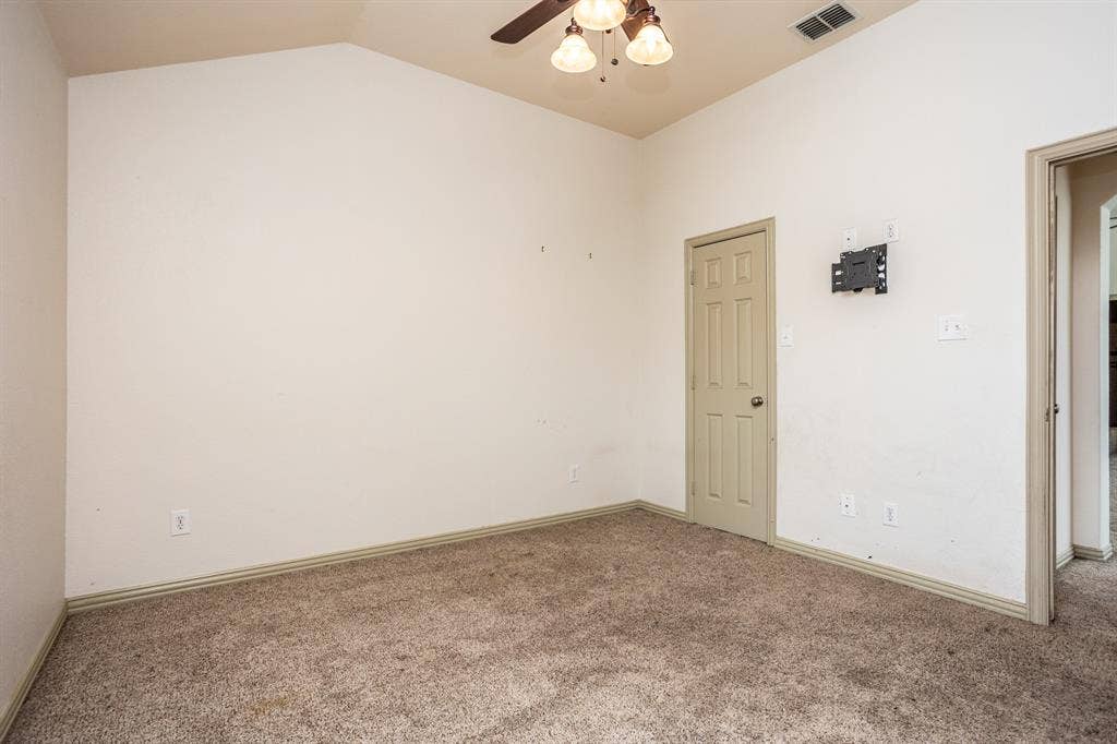 3300 Nottingham Drive, McKinney, TX 75072 3300 Nottingham Drive, McKinney, TX 75072