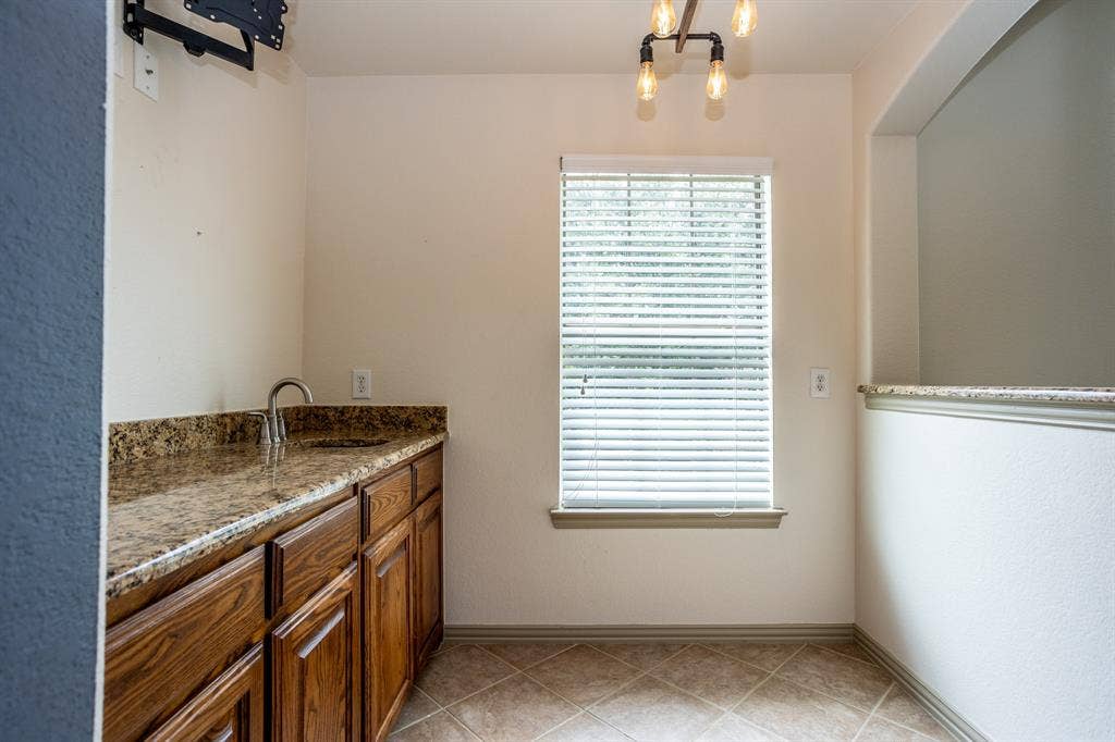 3300 Nottingham Drive, McKinney, TX 75072 3300 Nottingham Drive, McKinney, TX 75072