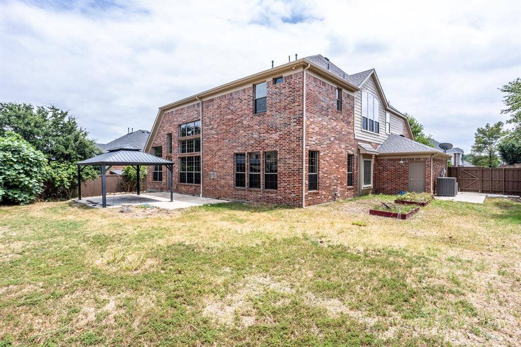 3300 Nottingham Drive, McKinney, TX 75072 3300 Nottingham Drive, McKinney, TX 75072