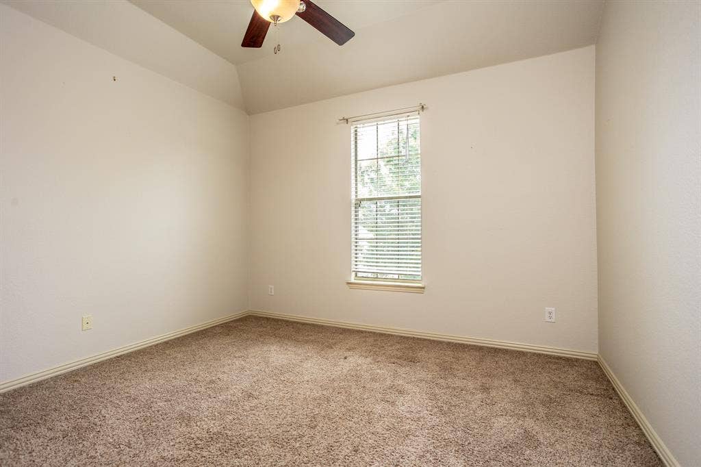 3300 Nottingham Drive, McKinney, TX 75072 3300 Nottingham Drive, McKinney, TX 75072