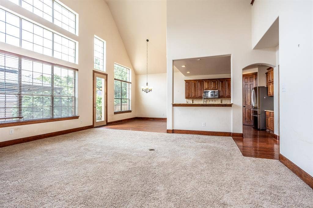 3300 Nottingham Drive, McKinney, TX 75072 3300 Nottingham Drive, McKinney, TX 75072