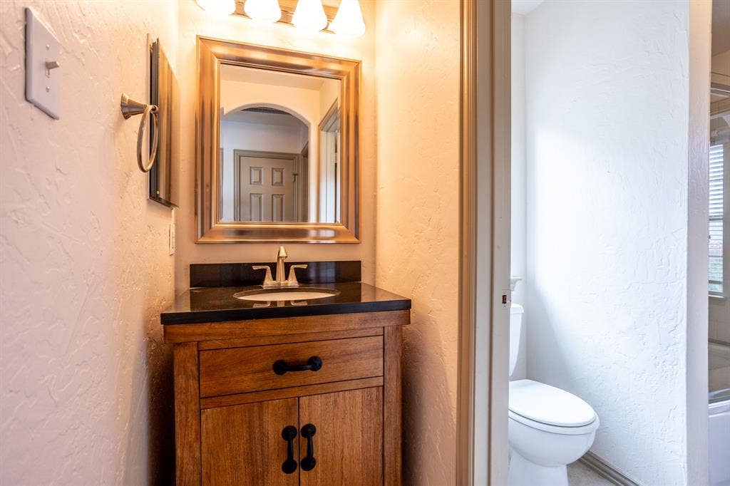 3300 Nottingham Drive, McKinney, TX 75072 3300 Nottingham Drive, McKinney, TX 75072