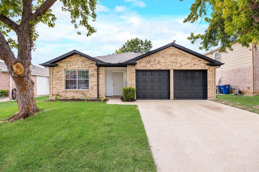7127 Larkin Drive, Dallas, TX 75227 7127 Larkin Drive, Dallas, TX 75227