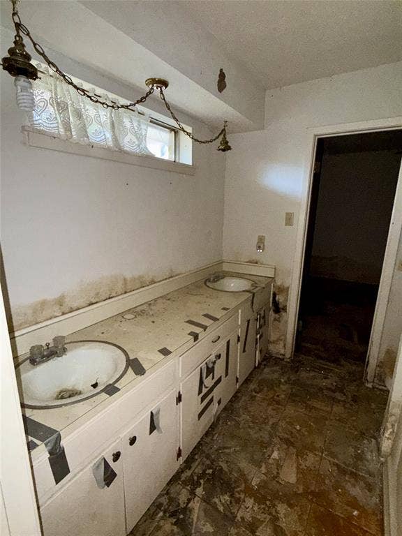 3040 Choctaw Road, Commerce, TX 75428 3040 Choctaw Road, Commerce, TX 75428