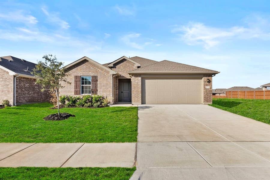 Property photo for 4114 Olivia Lane, Sanger, TX