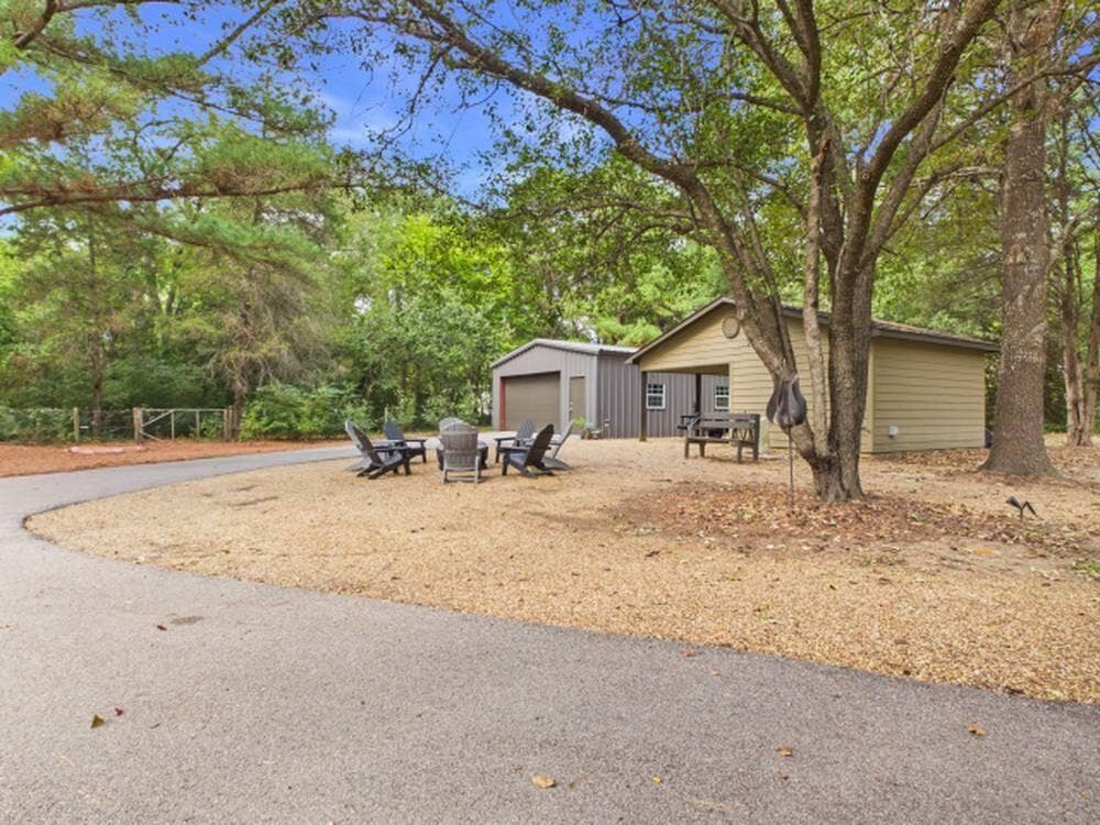 7400 FM 1615, Athens, TX 75752 7400 FM 1615, Athens, TX 75752