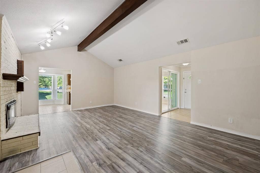 722 Worcester Lane, Garland, TX 75040 722 Worcester Lane, Garland, TX 75040