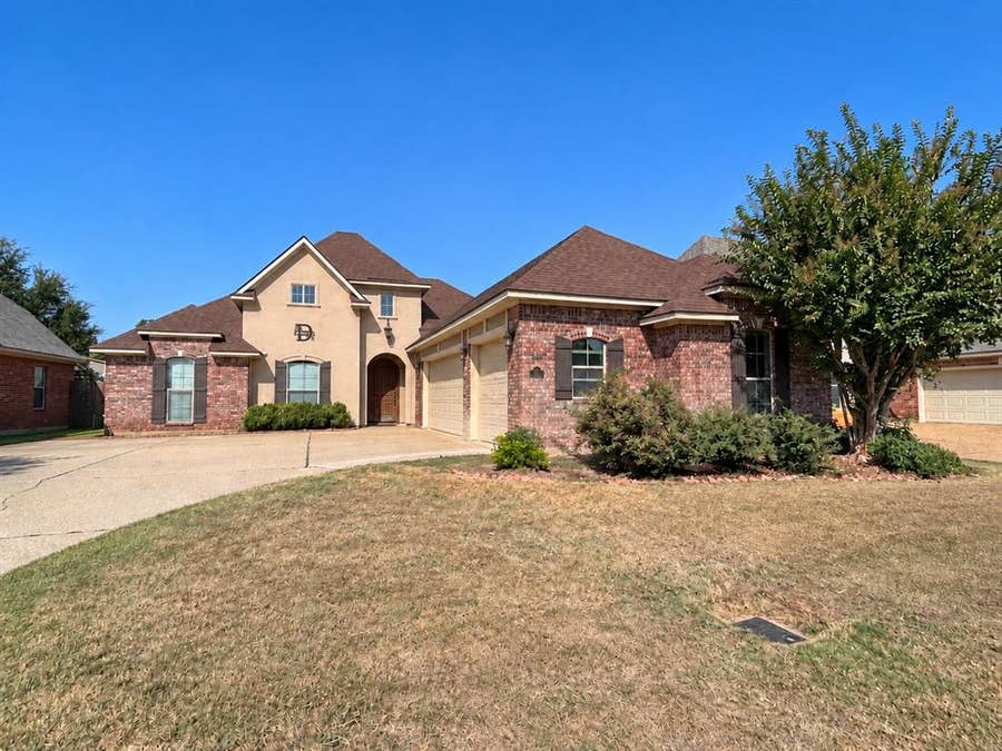 Property photo for 760 Hackberry Drive, Bossier City, LA