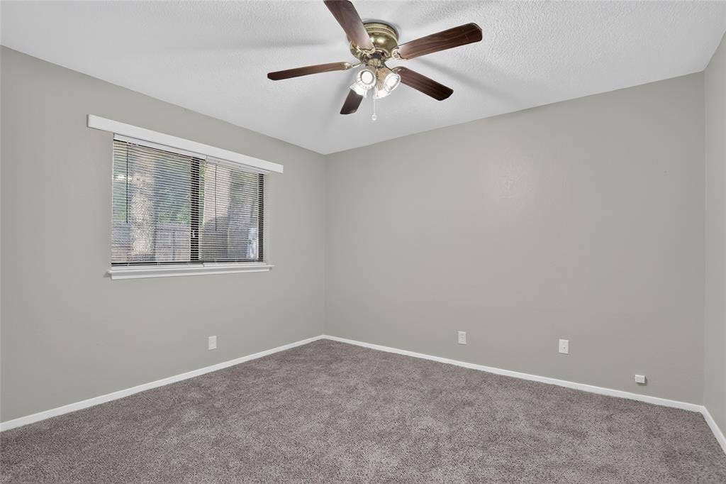 6530 Fall Creek Highway, Granbury, TX 76049