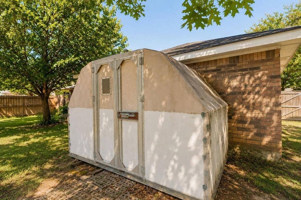 3509 Mistletoe Lane, Rowlett, TX 75088 3509 Mistletoe Lane, Rowlett, TX 75088