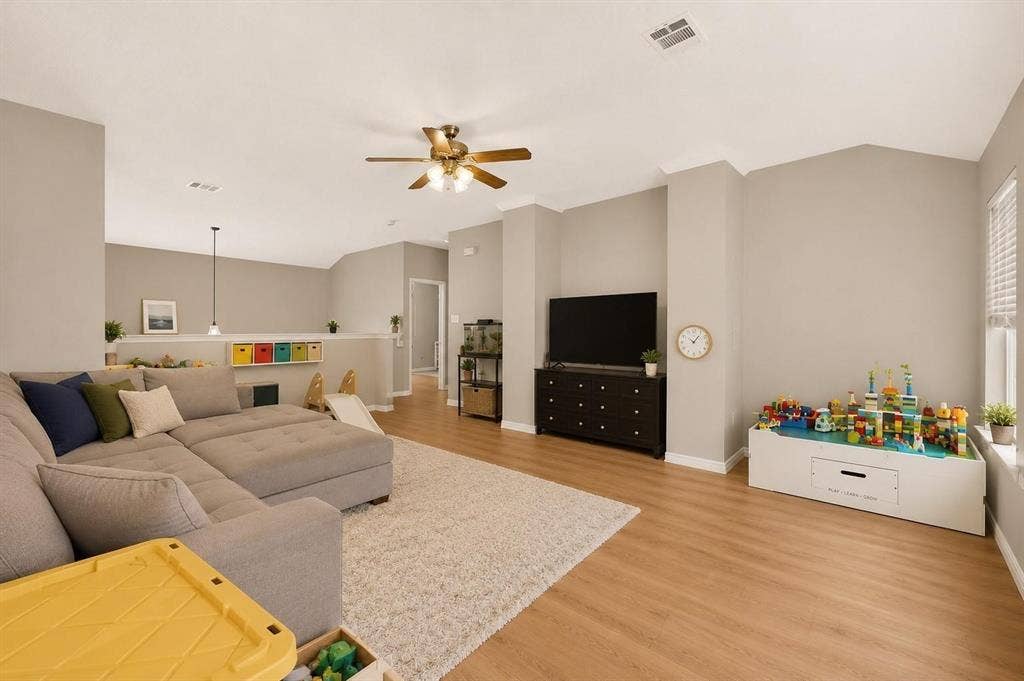 3509 Mistletoe Lane, Rowlett, TX 75088 3509 Mistletoe Lane, Rowlett, TX 75088