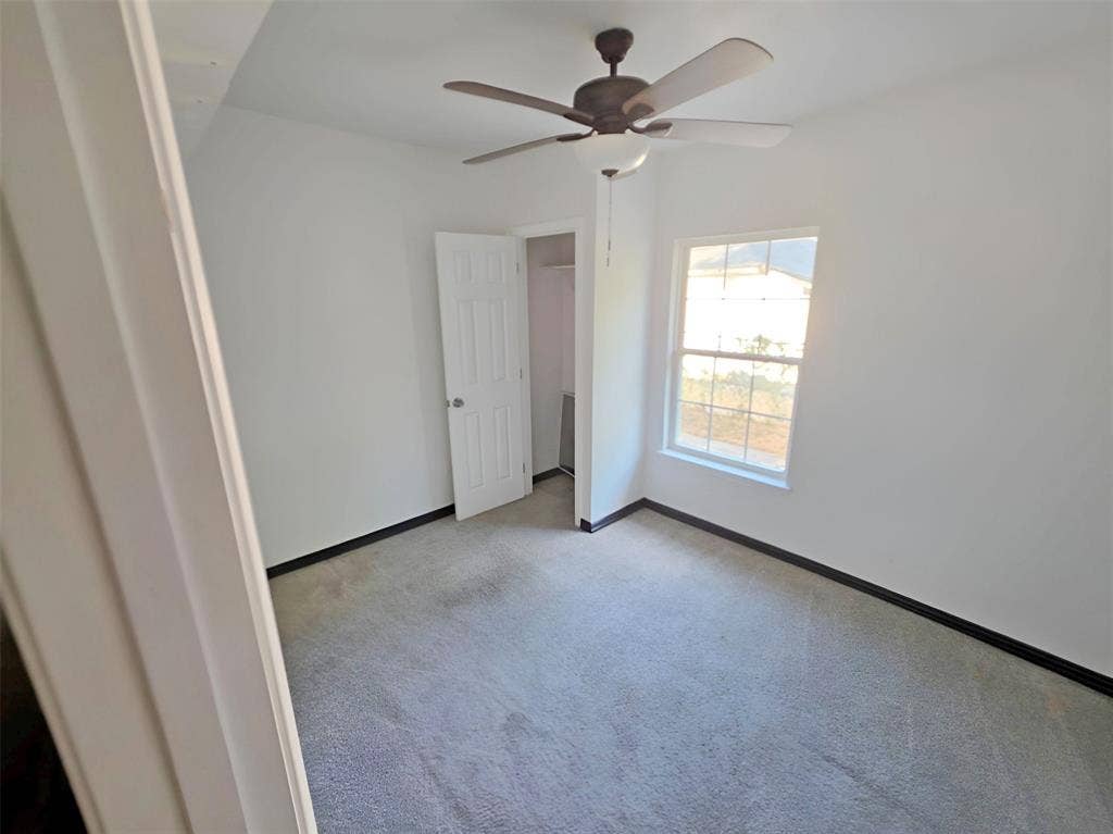 2914 Carpenter Avenue, Dallas, TX 75215