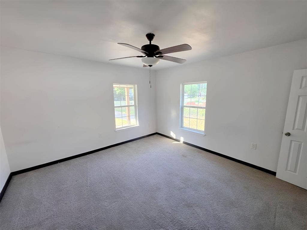 2914 Carpenter Avenue, Dallas, TX 75215