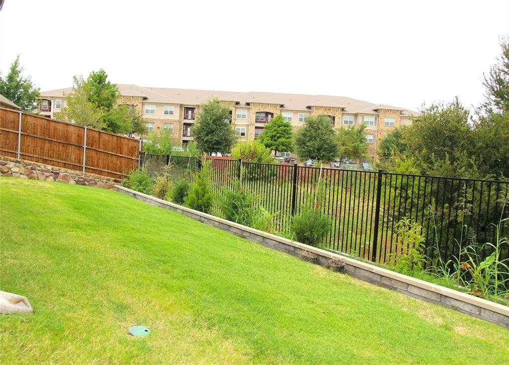 15833 Talamore Lane, Frisco, TX 75035 15833 Talamore Lane, Frisco, TX 75035