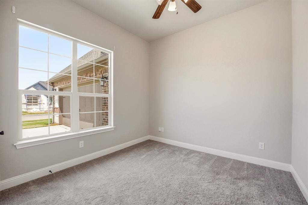 1038 Mickelson Drive, Granbury, TX 76048