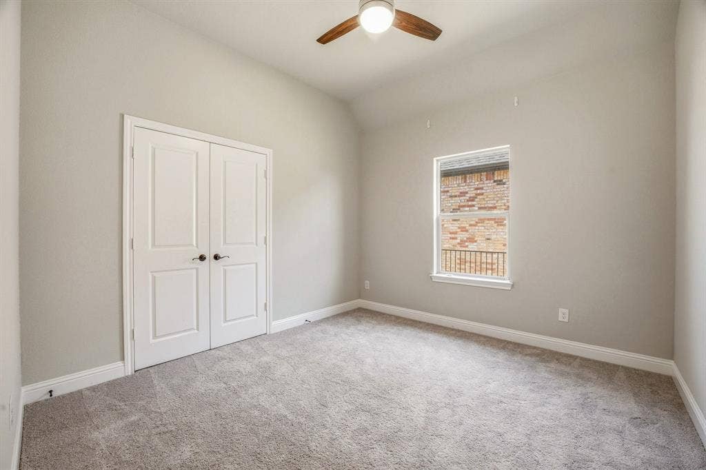 1038 Mickelson Drive, Granbury, TX 76048
